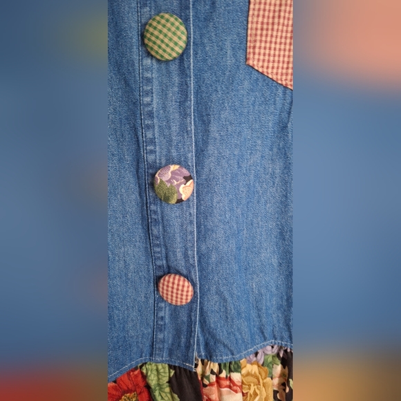 Country Pickins Sz L WOMENS Denim Shirt with Multicolor Accents WESTERN FLORAL - Picture 3 of 7